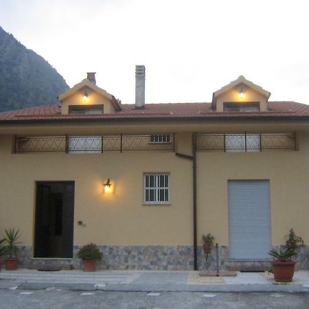 Bed and Breakfast L'Acquario Trecchina Exterior foto